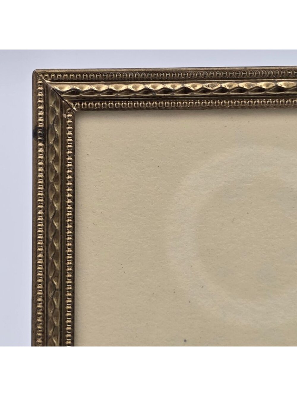 Gold Tone Ornate Vintage Picture Frames Metal Embossed Detailing 2.75x4" PF68